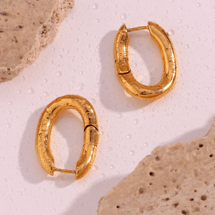 Smooth Oval Geometric Hoop Earrings