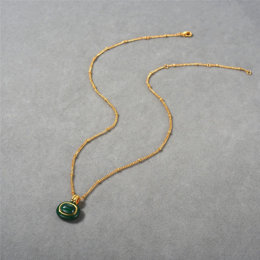 Exquisite Handmade Necklace with Mother of Pearl and Malachite Pendant