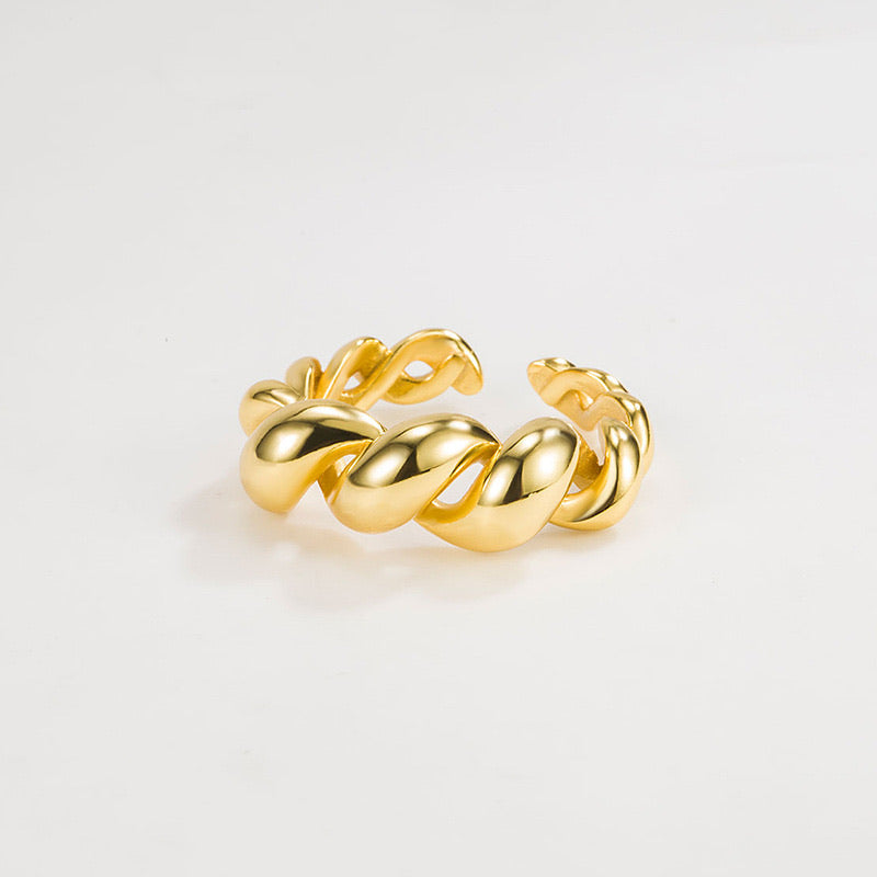 French Croissant Minimalist Ring