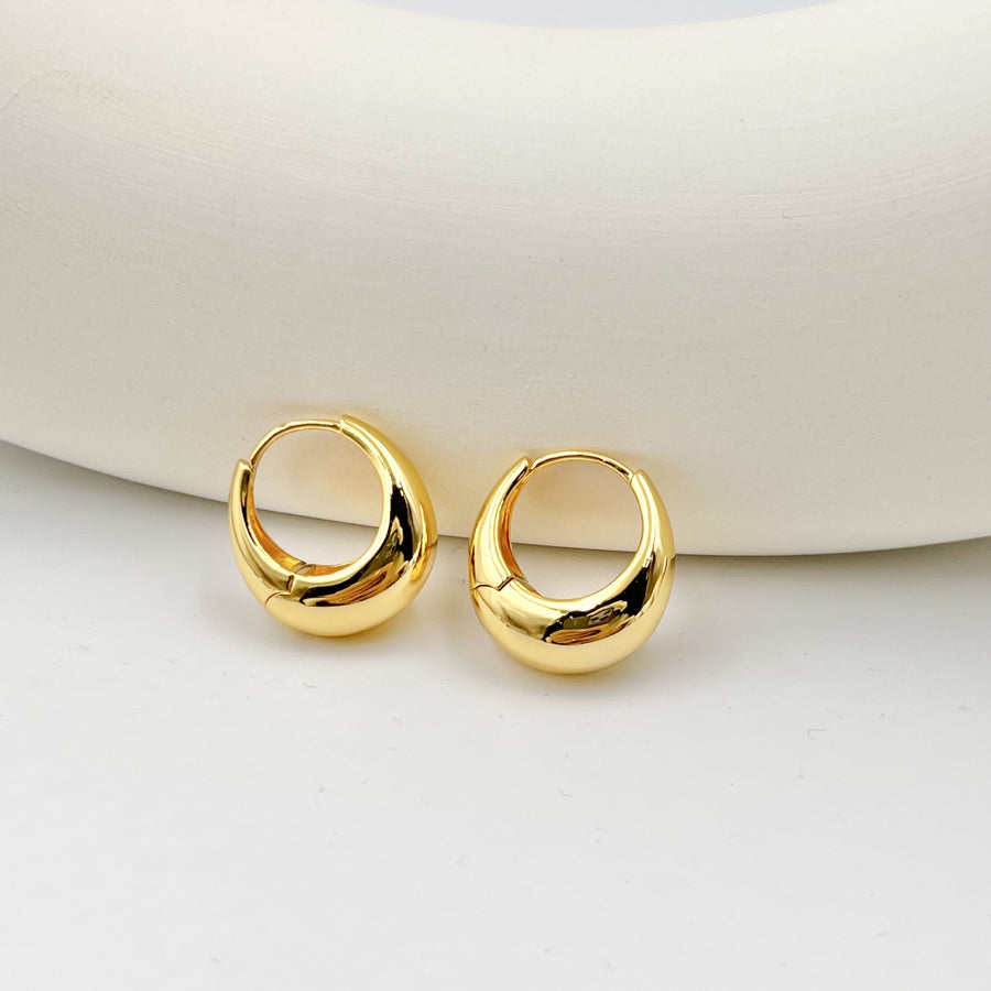 Minimalist Chunky Oval Shape Hoop Earrings