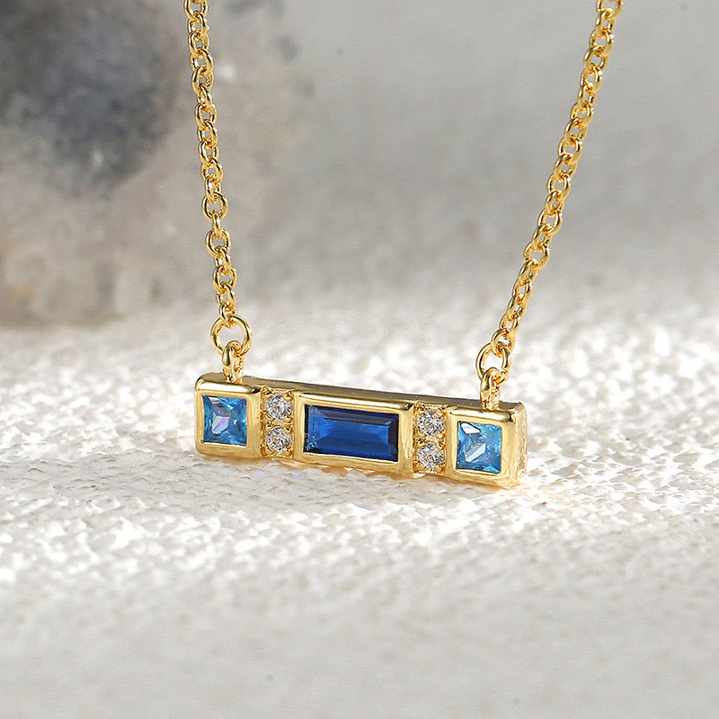 Collier Bleu Saphir