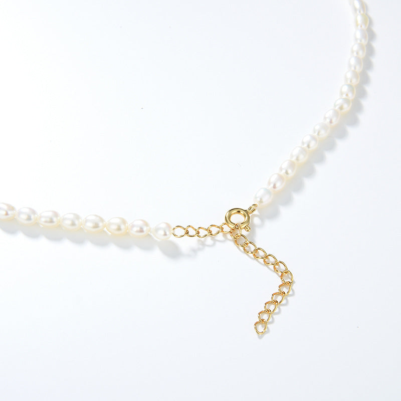 Natural Freshwater Pearl Necklace with Rond Star Medaille Pendant