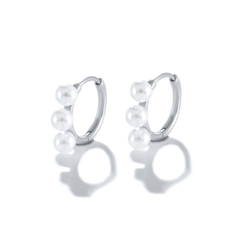 3 Pearls Hoop Earrings