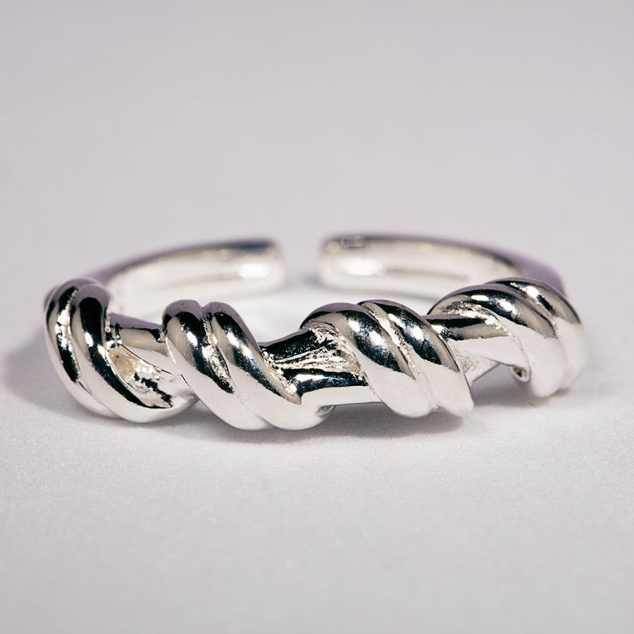 Stylish Twisted Ajustable Open Ring