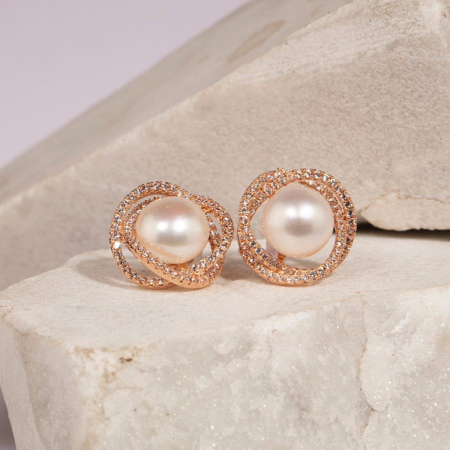 Luxury Elegant Pearl Ear Studs