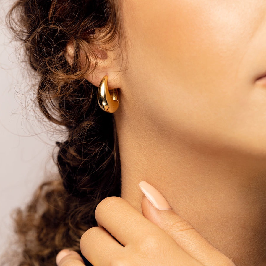 Minimalist Chunky Oval Shape Hoop Earrings