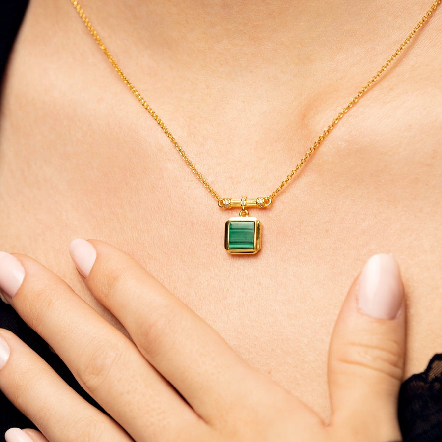 Chic Gold Vermeil Necklace with Malachite / Lapis Lazuli Pendant