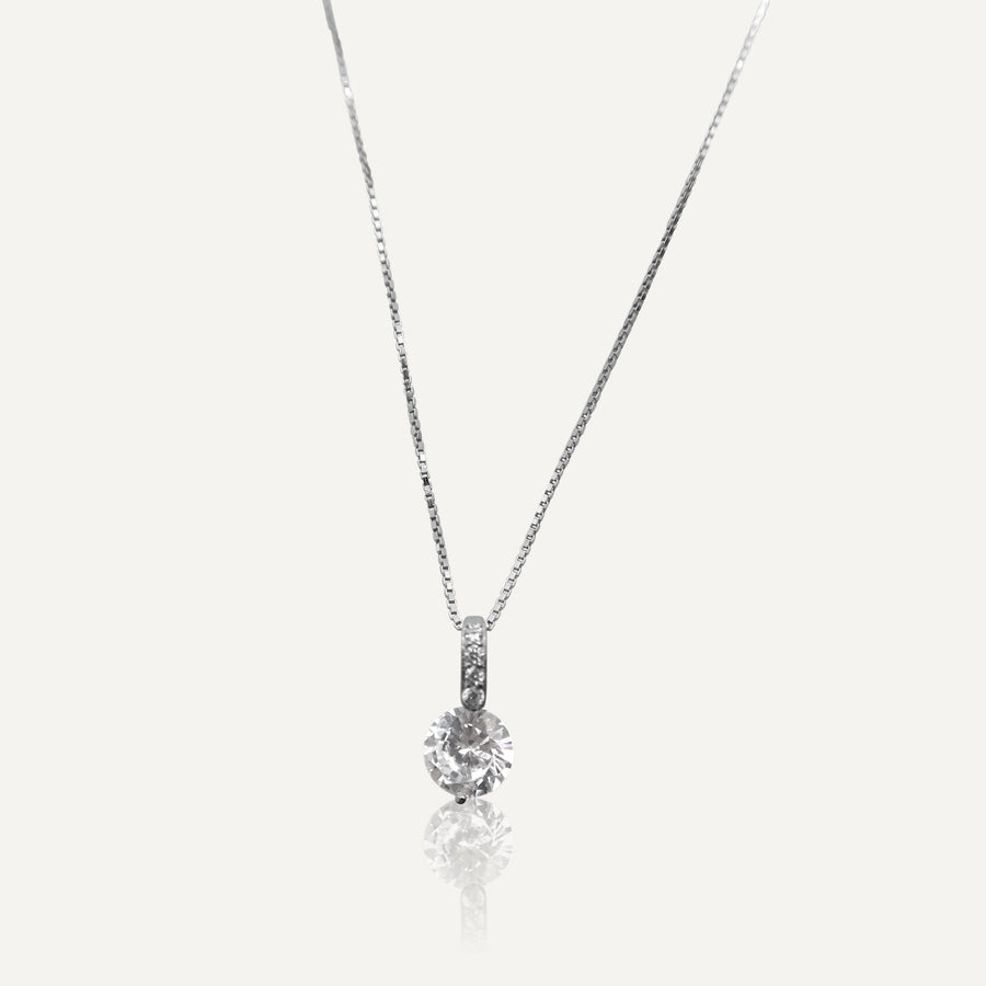 Elegant Silver Necklace with Top Quality Cubic Zirconia Gemstone Pendant