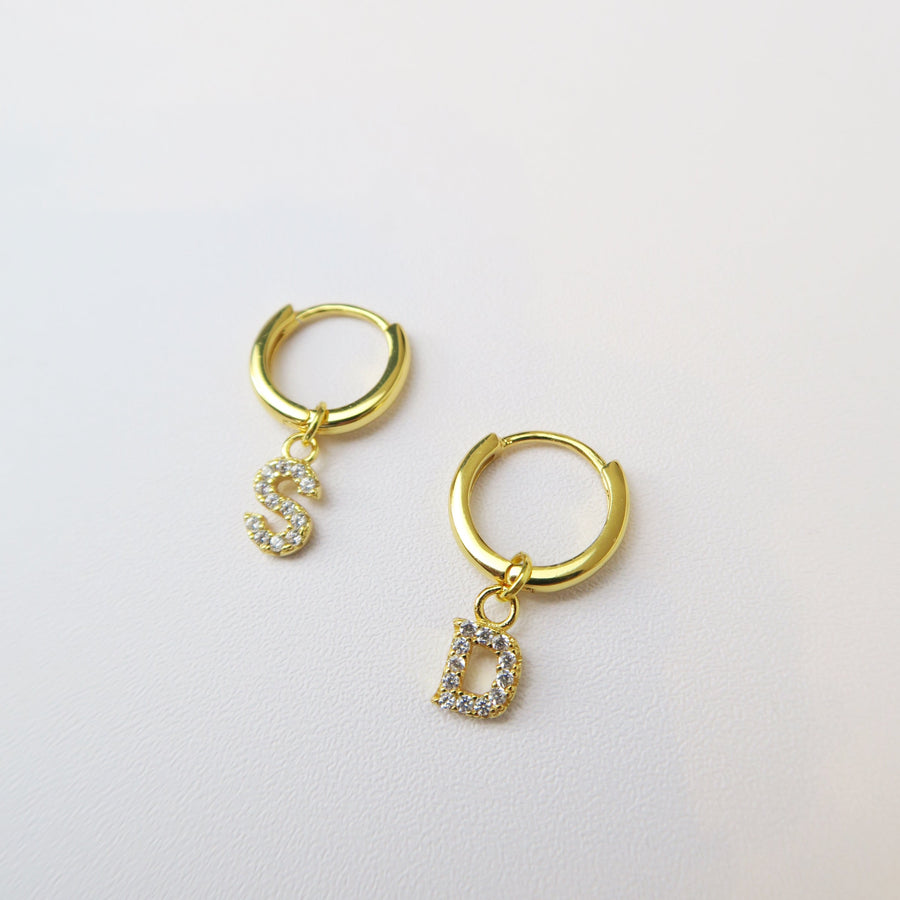 Personalizable Letter Earrings in Gold Plated Silver